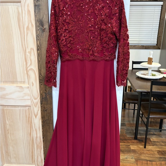 Dainty Jewells Red Lace Dress - Picture 3 of 3